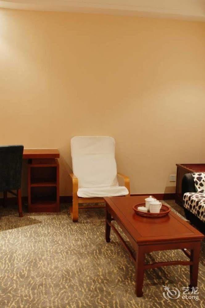 Byfond Hotel Shanghai Exteriör bild